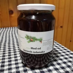 Med od borovih iglica