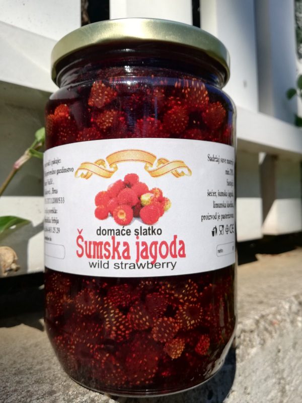 слатко од шумских јагода